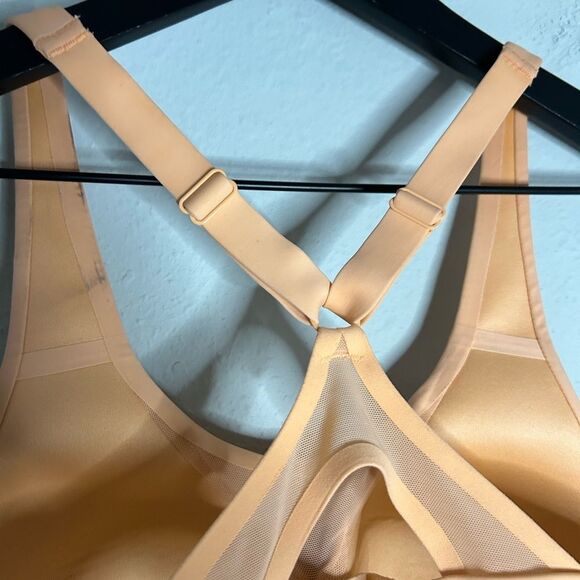 Athleta Advance High Impact Bra in Warm Sunset Orange Size 34C - Picture 8 of 9